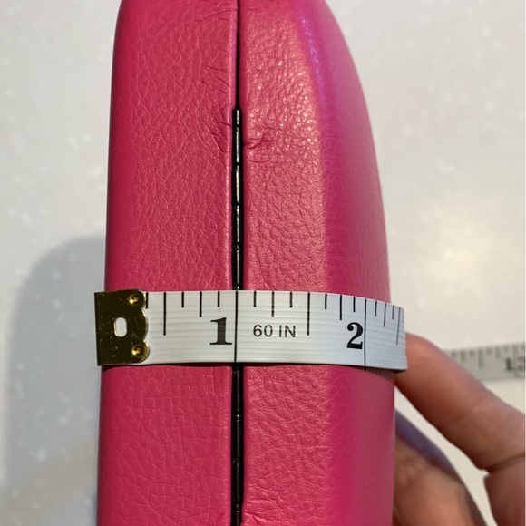 JUICY COUTURE | Y2K Hot Pink Sunglasses Case - Picture 8 of 9